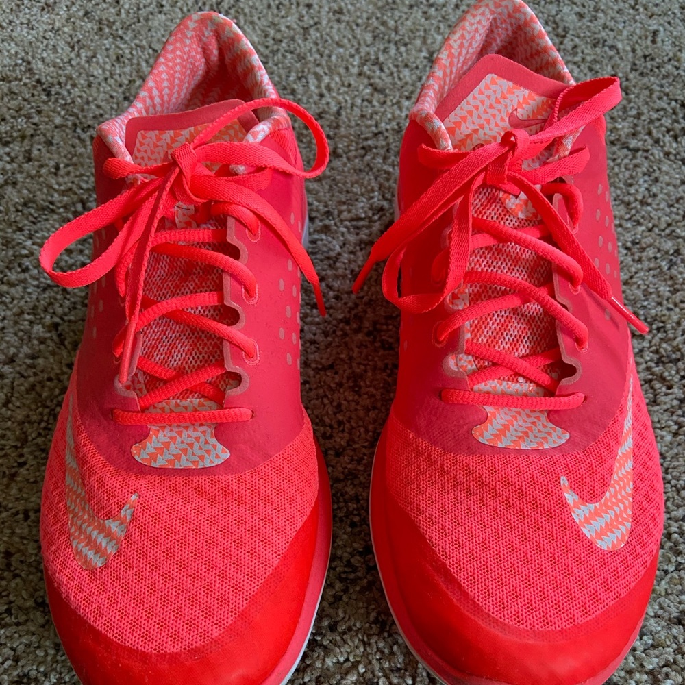 Nike Fit Sole tennis shoes
